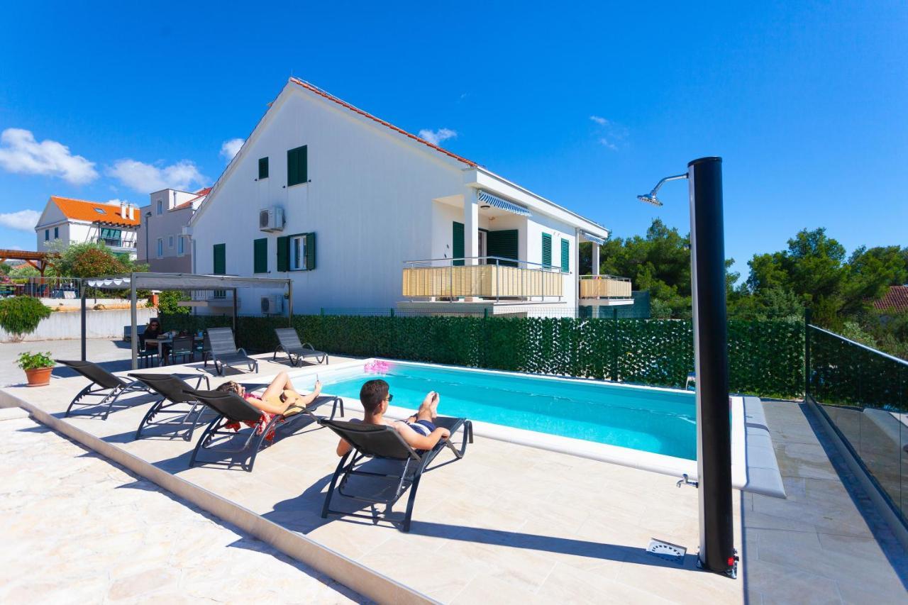 Apartment Jerry With Private Pool Milna  Exterior foto